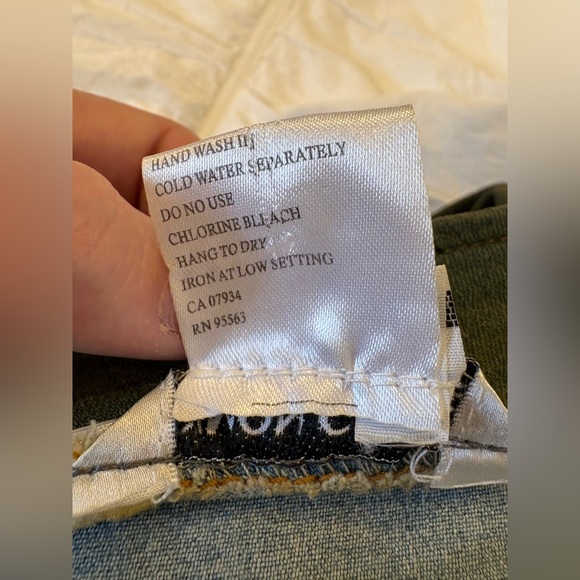 Simon Chang Olive Green Midi Skirt Beaded Floral Lace Hem Size 12 - Picture 6 of 10